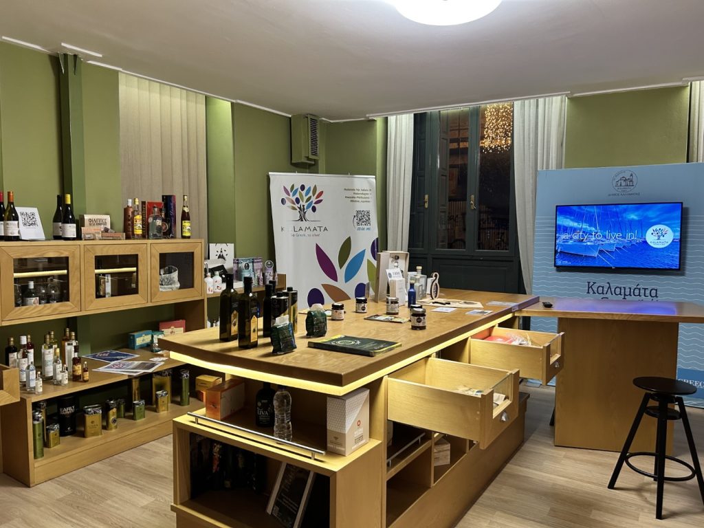 ΔΕΛΤΙΟ ΤΥΠΟΥ – Μεσσηνιακοί οίνοι στο επίκεντρο του Εκθετηρίου Τοπικών Προϊόντων — παρουσίαση της Οινοποιίας Ψαρούλη